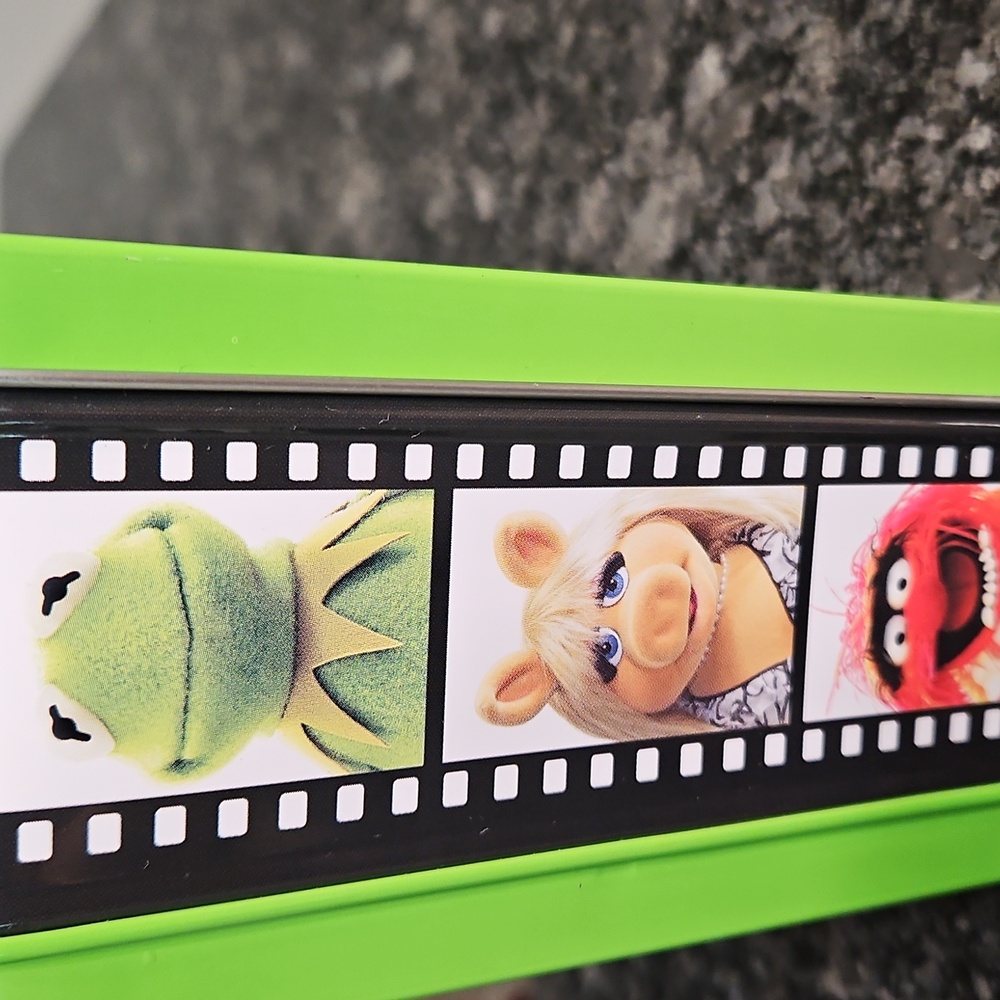 Disney Muppets Limited Edition Colorful Lunchbox - Picture 7 of 11